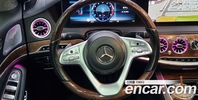 Mercedes-Benz S-Class 2018 — photo 11