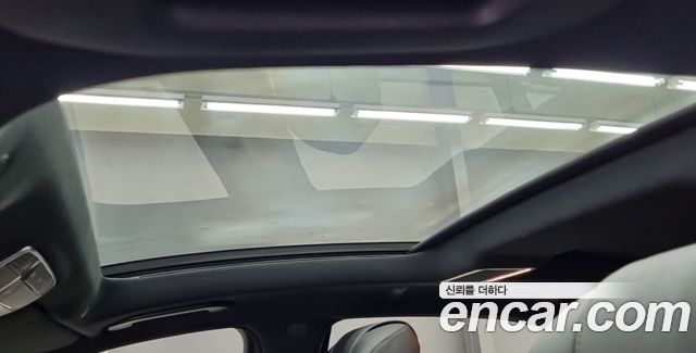 Mercedes-Benz S-Class 2018 — photo 16