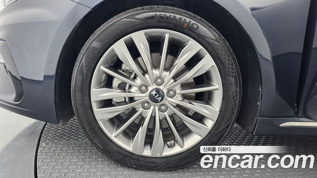 Kia K5 2019 — photo 5