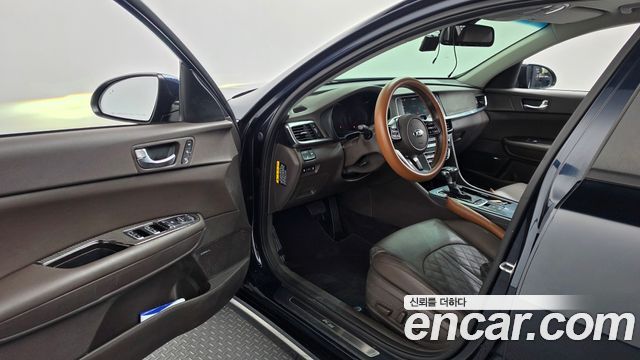 Kia K5 2019 — photo 10