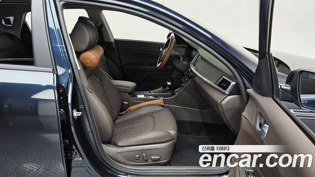 Kia K5 2019 — photo 11