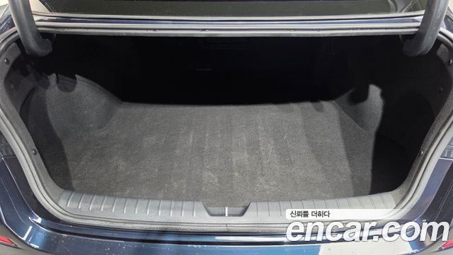 Kia K5 2019 — photo 16