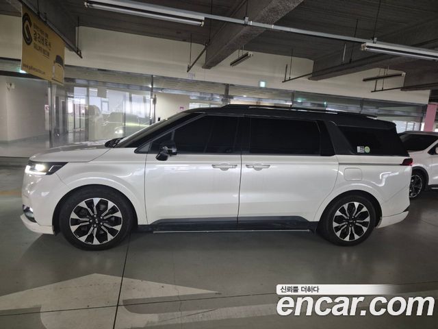Kia Canival 2021 — photo 4