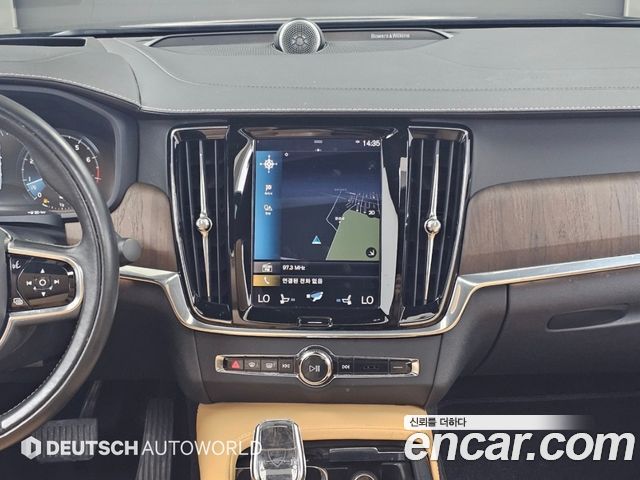 Volvo S90 2021 — photo 14
