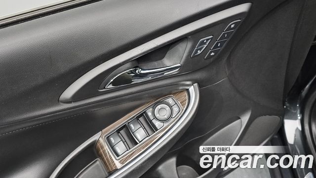 Chevrolet Korea Malibu 2017 — photo 13