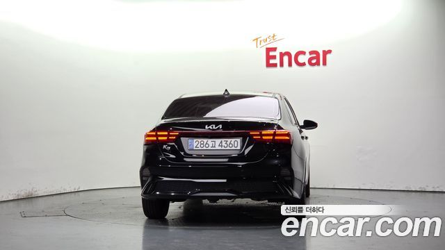 Kia K3 2024 — photo 4