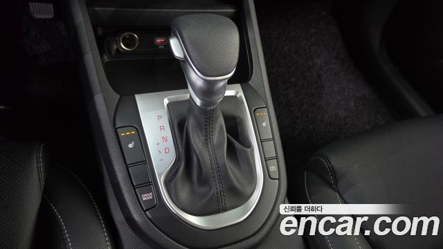 Kia K3 2024 — photo 12