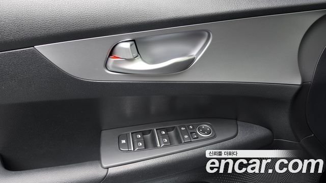 Kia K3 2024 — photo 30