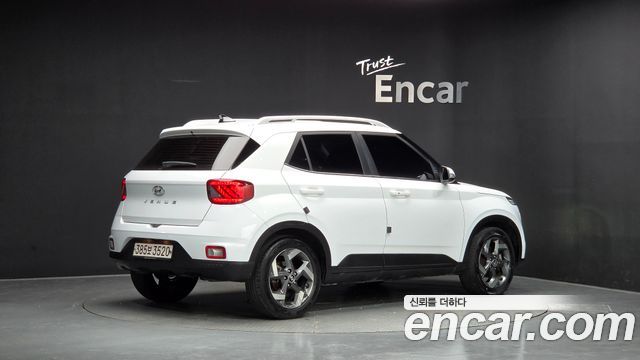 Hyundai Venue 2020 — photo 2