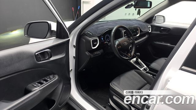 Hyundai Venue 2020 — photo 13