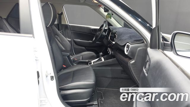 Hyundai Venue 2020 — photo 16