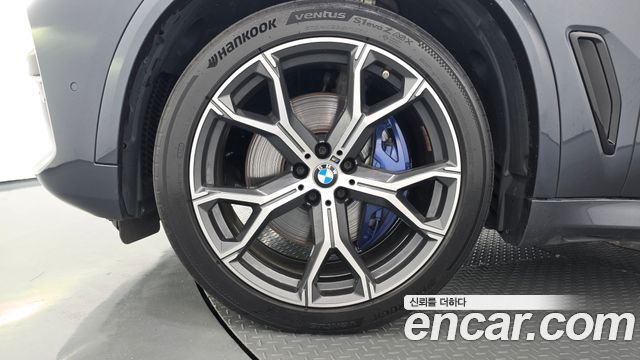BMW X5 2021 — photo 5