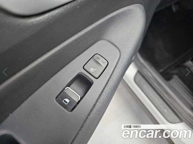 Hyundai Santafe 2022 — photo 13