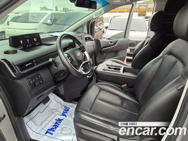 Hyundai Staria 2022 — photo 10