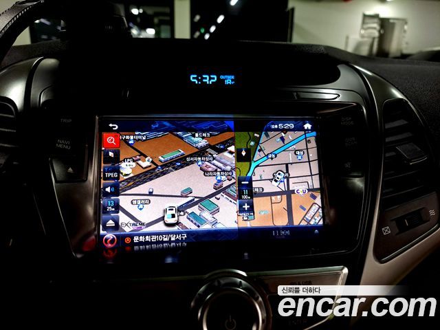 Hyundai AVANTE 2015 — photo 13