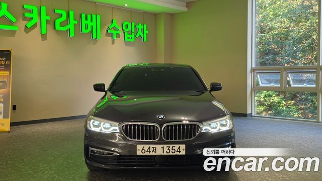 BMW 5-Series 2019 — photo 3