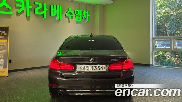 BMW 5-Series 2019 — photo 4