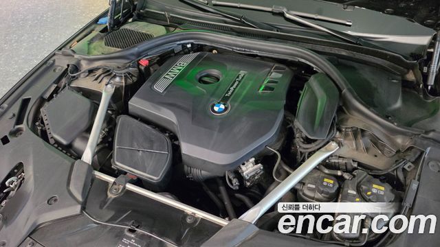 BMW 5-Series 2019 — photo 6