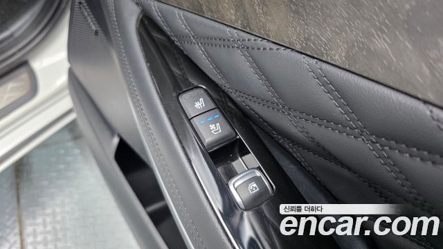Kia K8 2022 — photo 19
