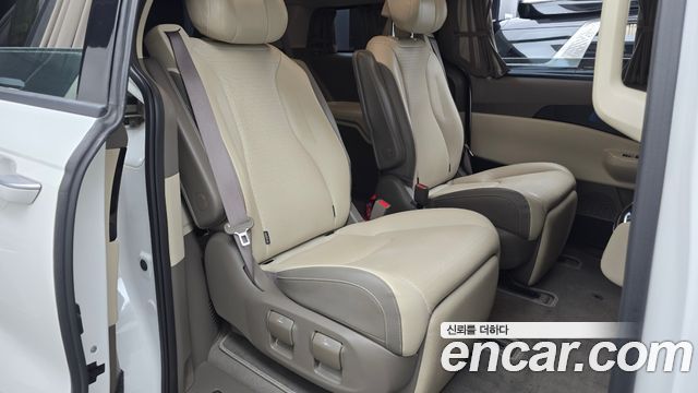 Kia Canival 2024 — photo 17