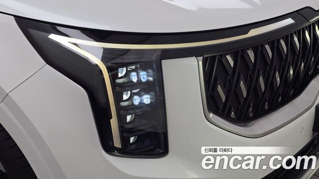Kia Canival 2024 — photo 8