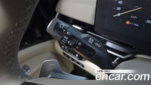 Kia Canival 2024 — photo 35