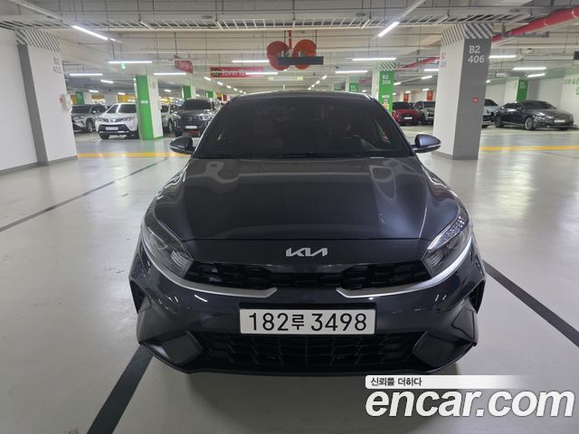 Kia K3 2024 — photo 1
