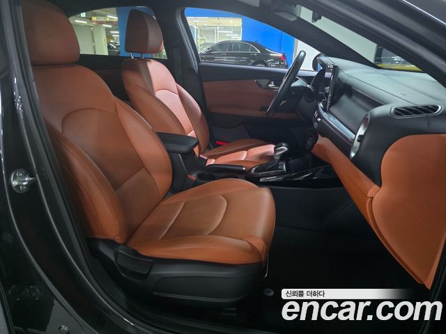 Kia K3 2024 — photo 10