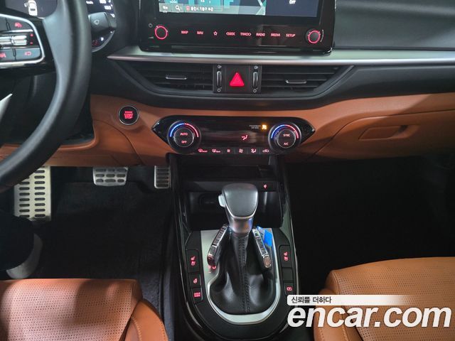 Kia K3 2024 — photo 13