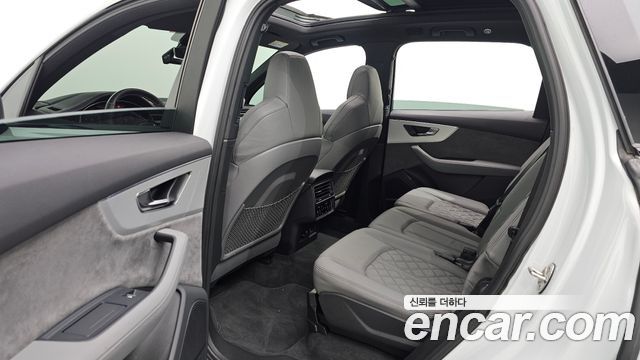 Audi Q7 2022 — photo 18