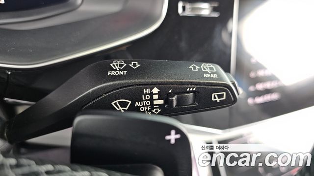 Audi Q7 2022 — photo 28
