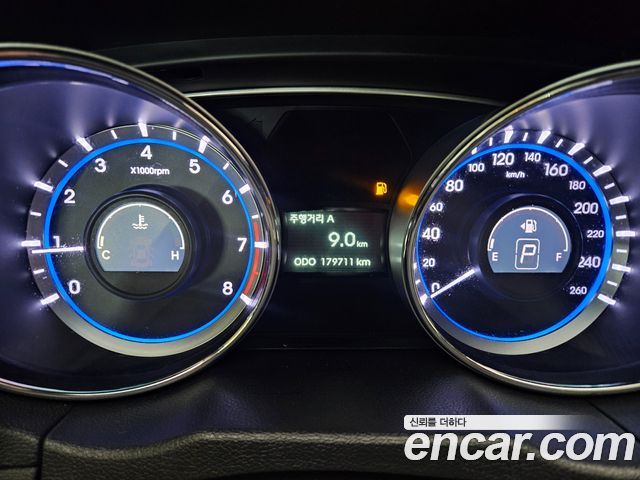 Hyundai Sonata 2014 — photo 8