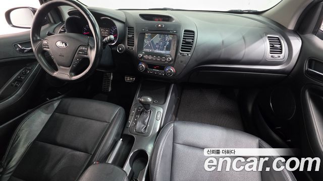 Kia K3 2015 — photo 7