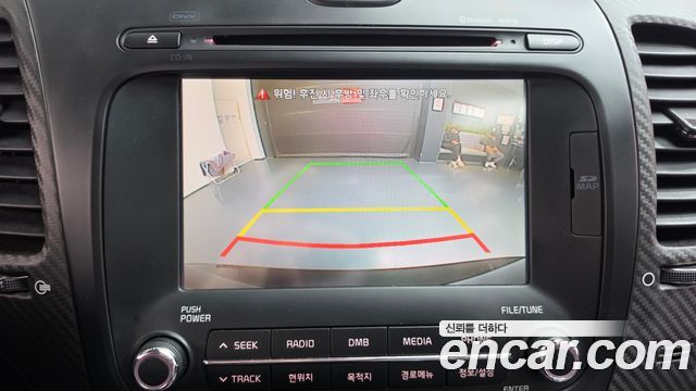 Kia K3 2015 — photo 16