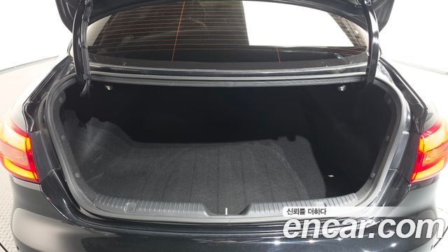 Kia K3 2015 — photo 19