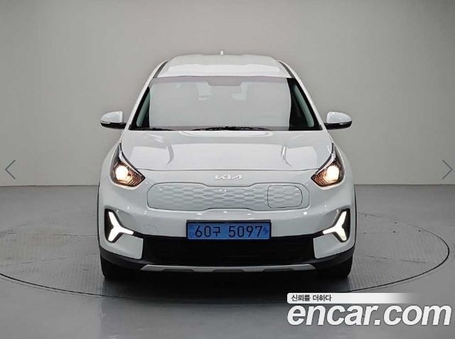 Kia Niro 2024 — photo 1