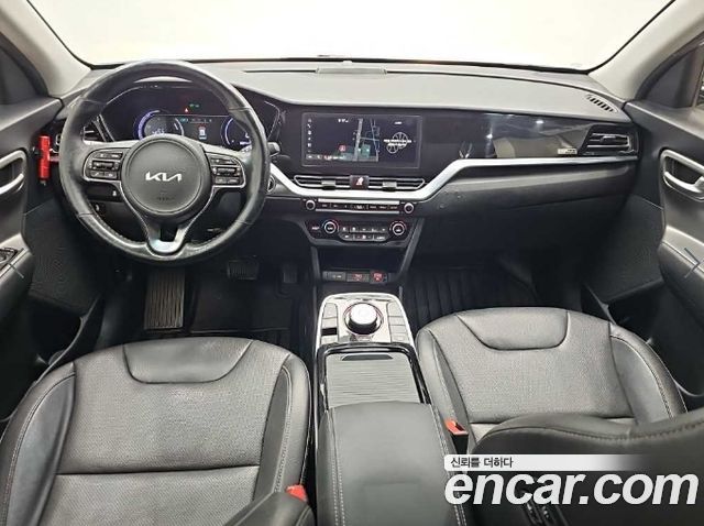 Kia Niro 2024 — photo 7