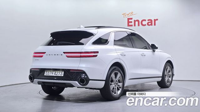 Genesis GV70 2021 — photo 2