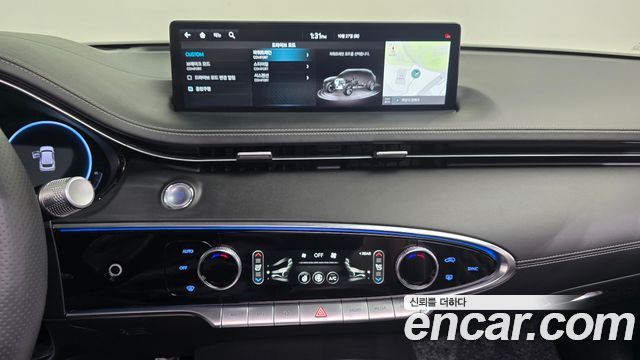 Genesis GV70 2021 — photo 14