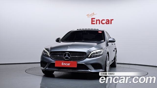 Mercedes-Benz C-Class 2019 — photo 3