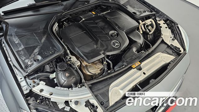 Mercedes-Benz C-Class 2019 — photo 6