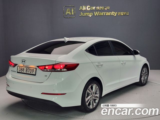 Hyundai AVANTE 2018 — photo 2