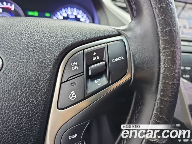 Hyundai Grandeur 2015 — photo 18