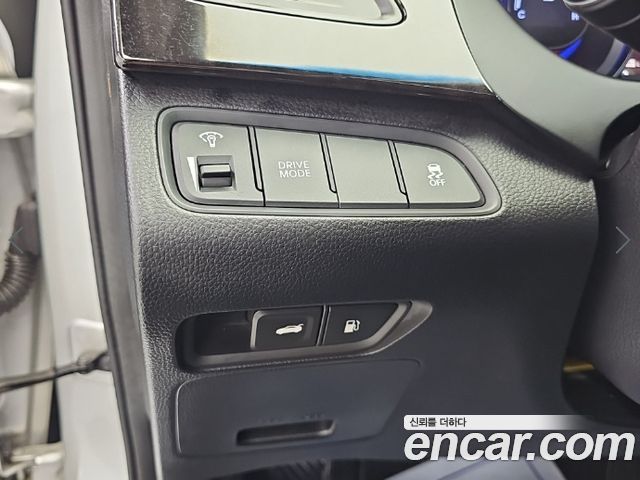 Hyundai Grandeur 2015 — photo 19