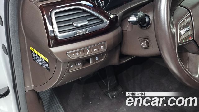 Genesis EQ900 2017 — photo 20
