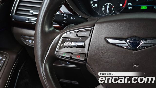 Genesis EQ900 2017 — photo 23