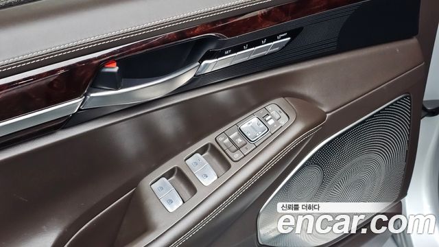 Genesis EQ900 2017 — photo 29