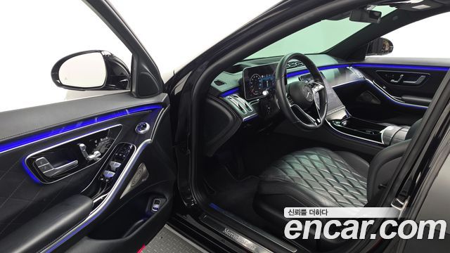 Mercedes-Benz S-Class 2023 — photo 13