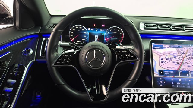 Mercedes-Benz S-Class 2023 — photo 18