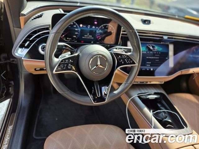 Mercedes-Benz E-Class 2024 — photo 7